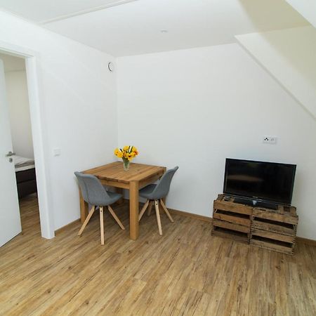 Ferienweingut Ulrike Thul Apartment Leiwen Luaran gambar